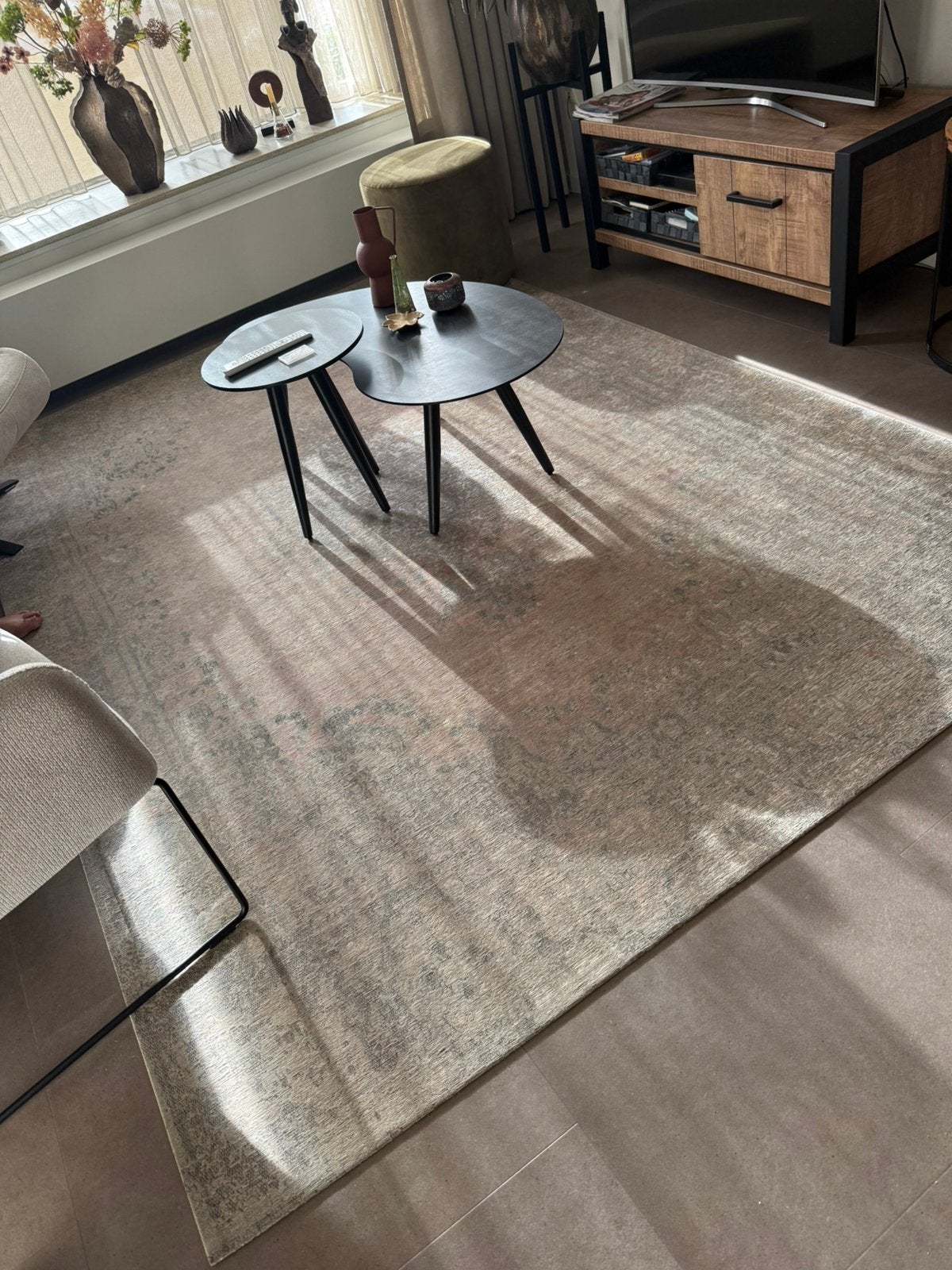 Zeer net vloerkleed. *in Giesbeek*, Huis en Inrichting, Ophalen, Zo goed als nieuw, Tapijt