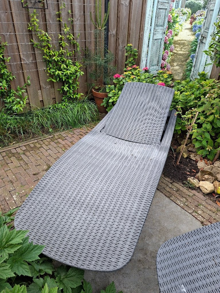 2 ketter ligbedden, Tuin en Terras, Ophalen, Gebruikt, Kunststof, Verstelbaar