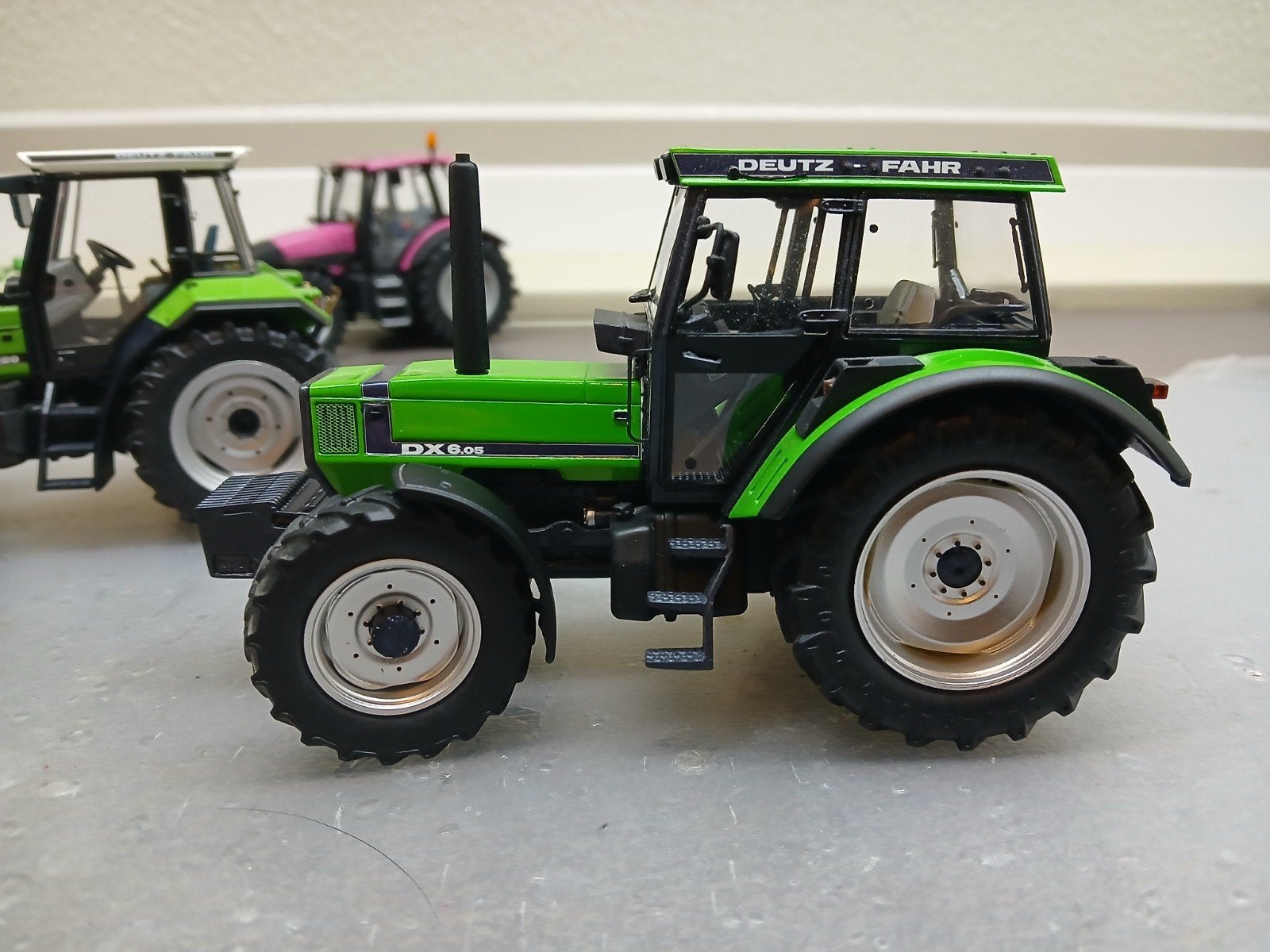 Deutz fahr 605 autocult, Ophalen of Verzenden, Tractor of Landbouw, SIKU
