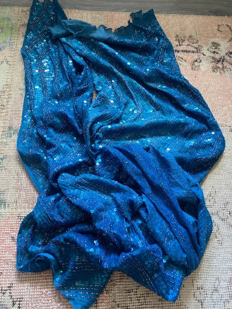 India blauw vintage sari zijde pailletten stof coupon sjaal, Hobby en Vrije tijd, Stoffen en Lappen, Gebruikt, Blauw, 120 cm of meer