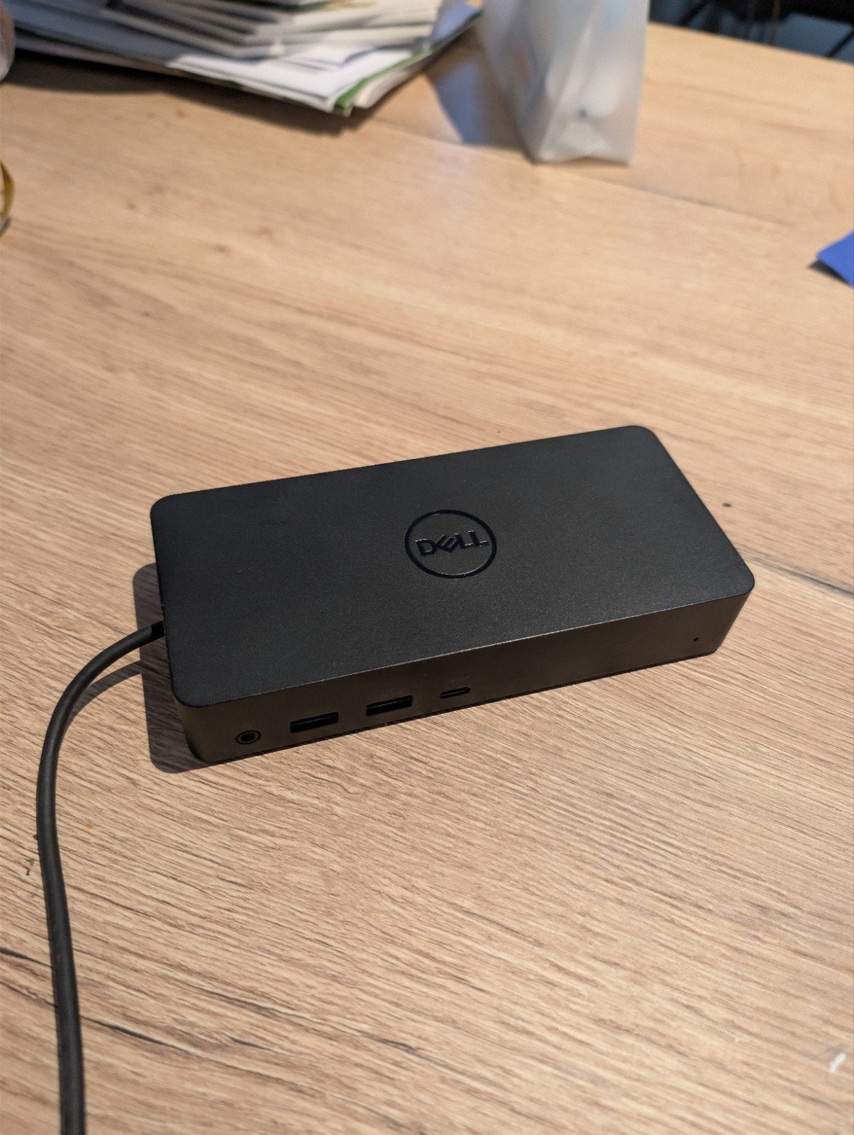 Dell D6000 dockingstation, Computers en Software, Dockingstations, Ophalen of Verzenden, Zo goed als nieuw, Laptop