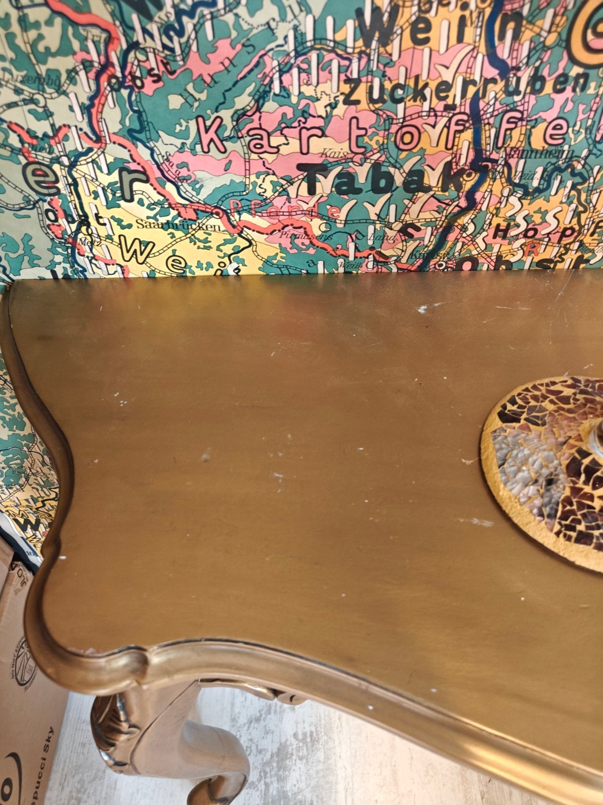 Oude Goudkleurige Houten console/hal tafel met GRATIS vaas, Antiek en Kunst, Curiosa en Brocante, Ophalen