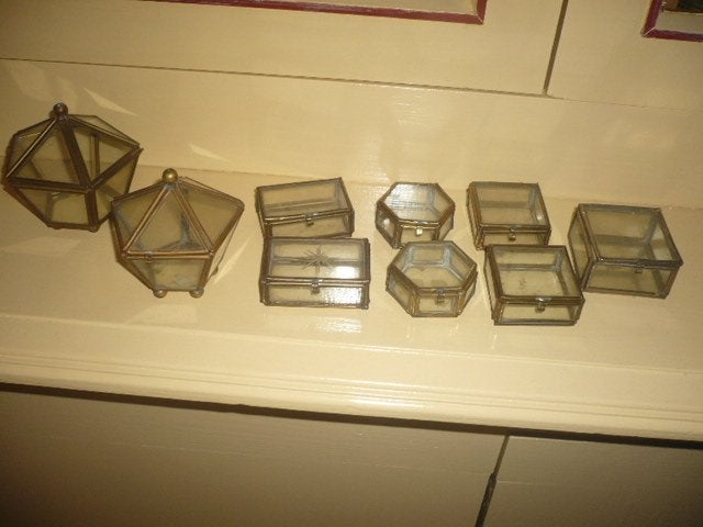 Mie18<> 9  glazen vitrine,s sieraden doosjes, Antiek en Kunst, Curiosa en Brocante, Verzenden