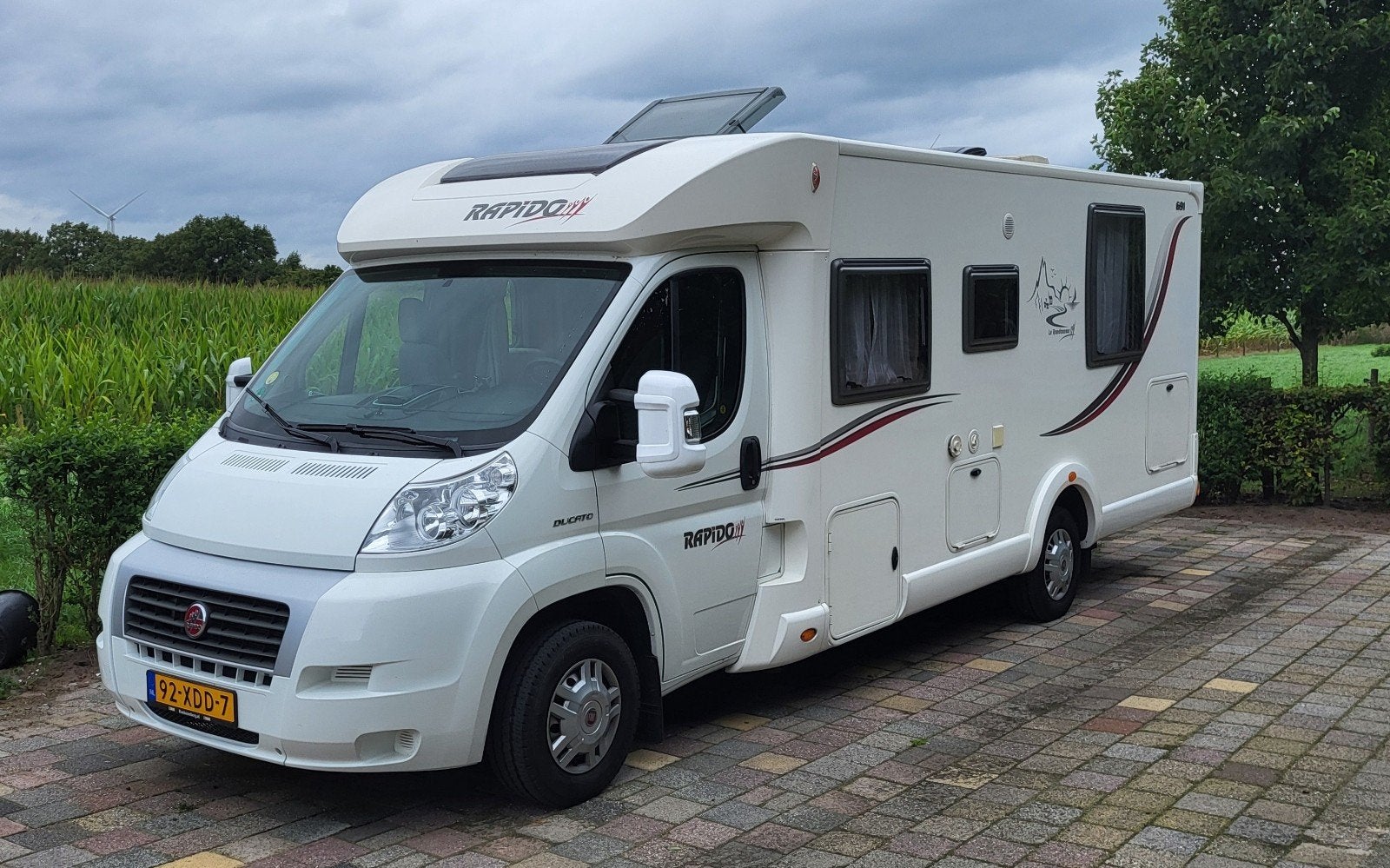 Rapido 691F, Particulier