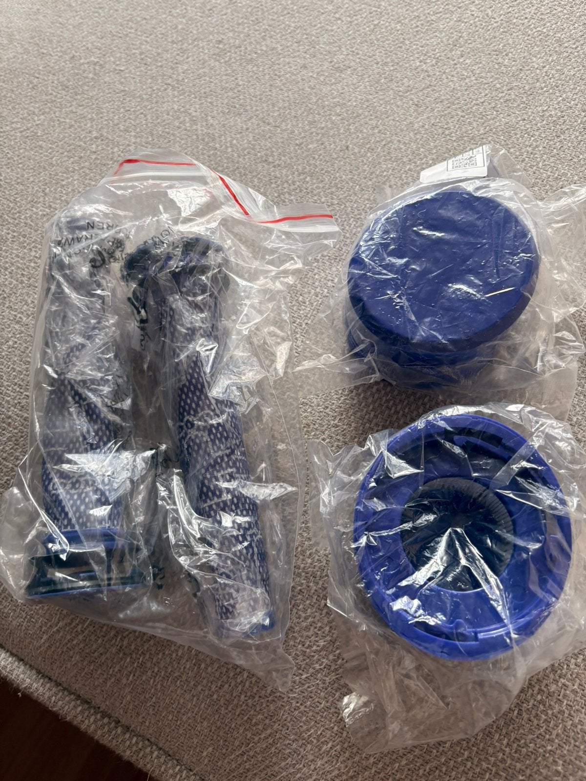Nieuwe filter set voor de Dyson  V7 & V8 steelstofzuiger, Ophalen of Verzenden, Nieuw