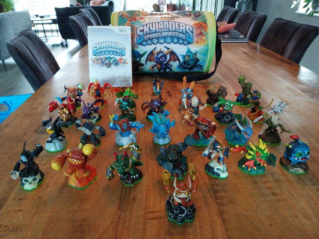 Skylanders spyro's adventure voor de wii,playstation of xbox, 2 spelers, Eén computer, Zo goed als nieuw, Vanaf 7 jaar