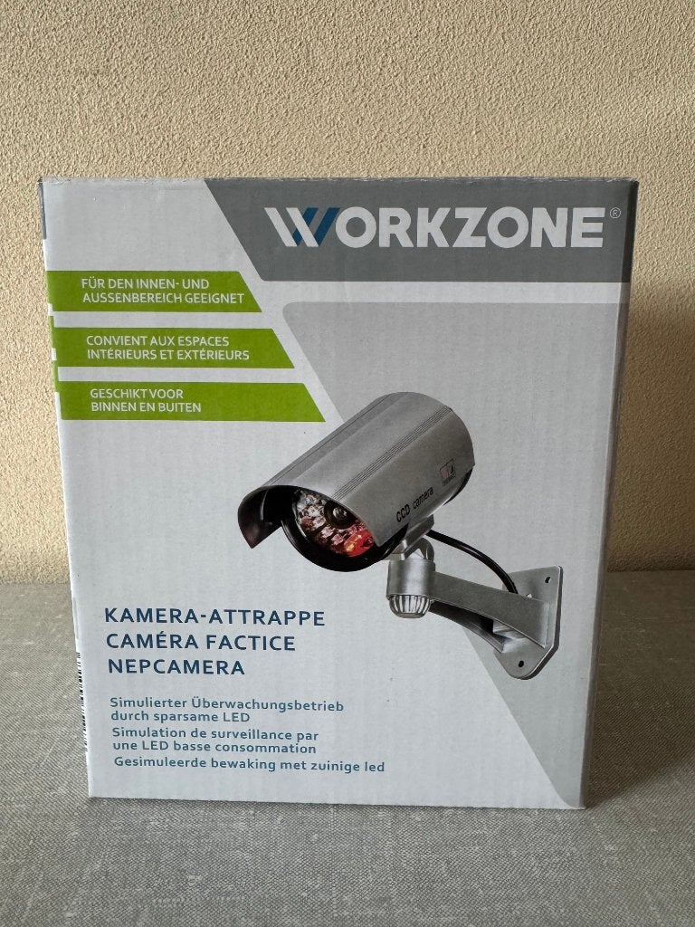 NIEUW in doos nepcamera - NEP camera met LED lampje net ECHT, Ophalen of Verzenden, Nieuw