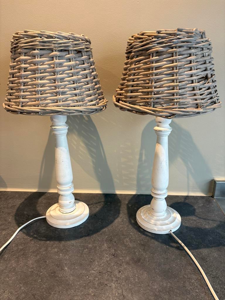 Set van 2 landelijke tafellampen met rieten kap, Ophalen, Gebruikt, Hout, 50 tot 75 cm