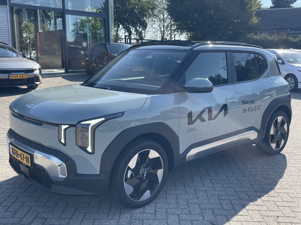 Kia EV2 Plus Advanced 42.2 kWh (bj 2026, automaat), Auto's, Gebruikt, Automatische klimaatregeling, Te koop, 750 kg