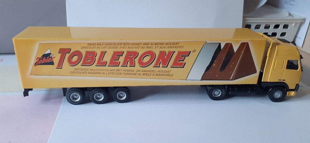 Lion Toys VOLVO FH12 Toblerone, Verzenden, Nieuw, Bus of Vrachtwagen
