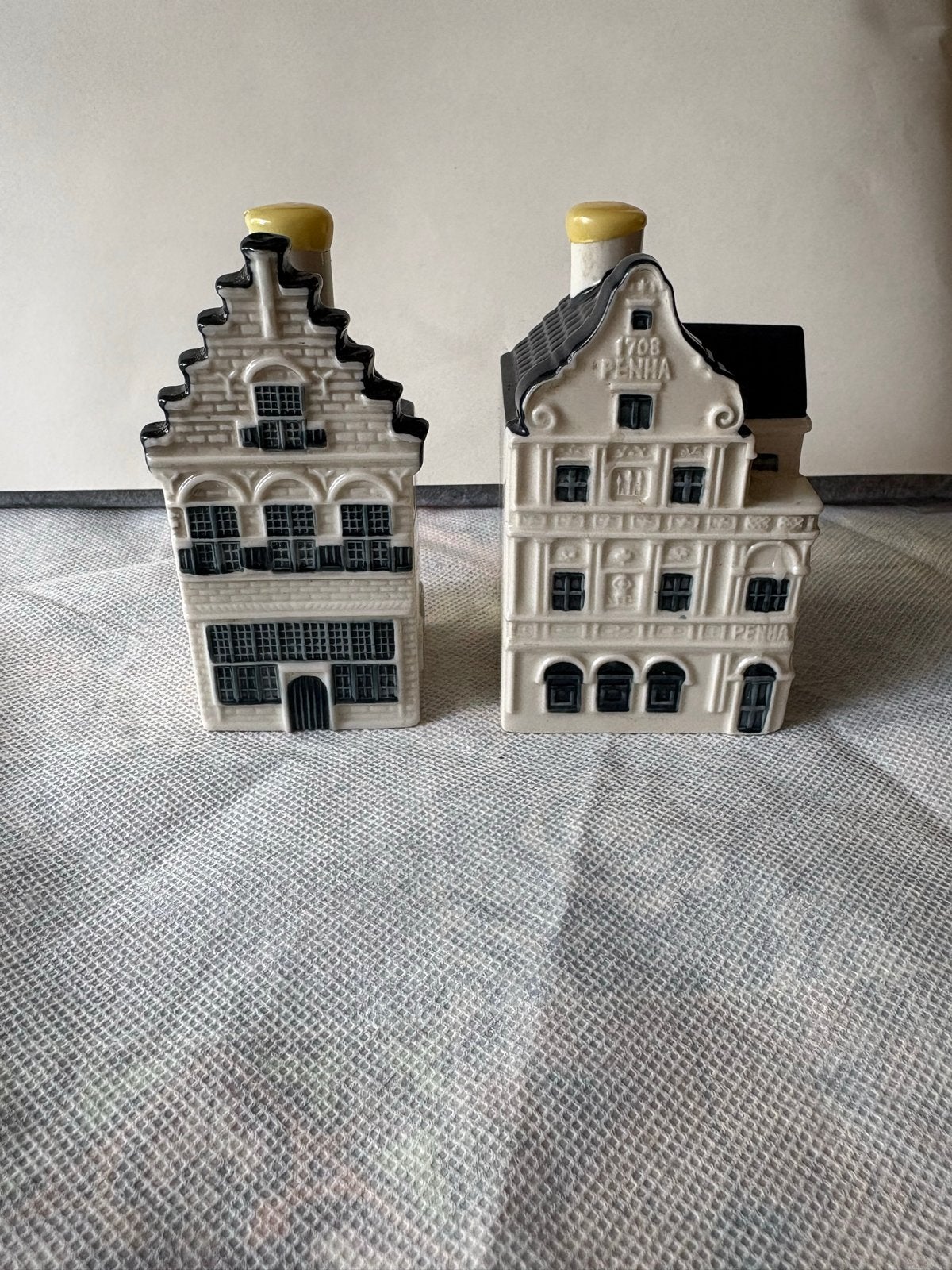 KLM Huisjes 85 & 96 - Bols Delfts Blauw, Ophalen of Verzenden, Zo goed als nieuw