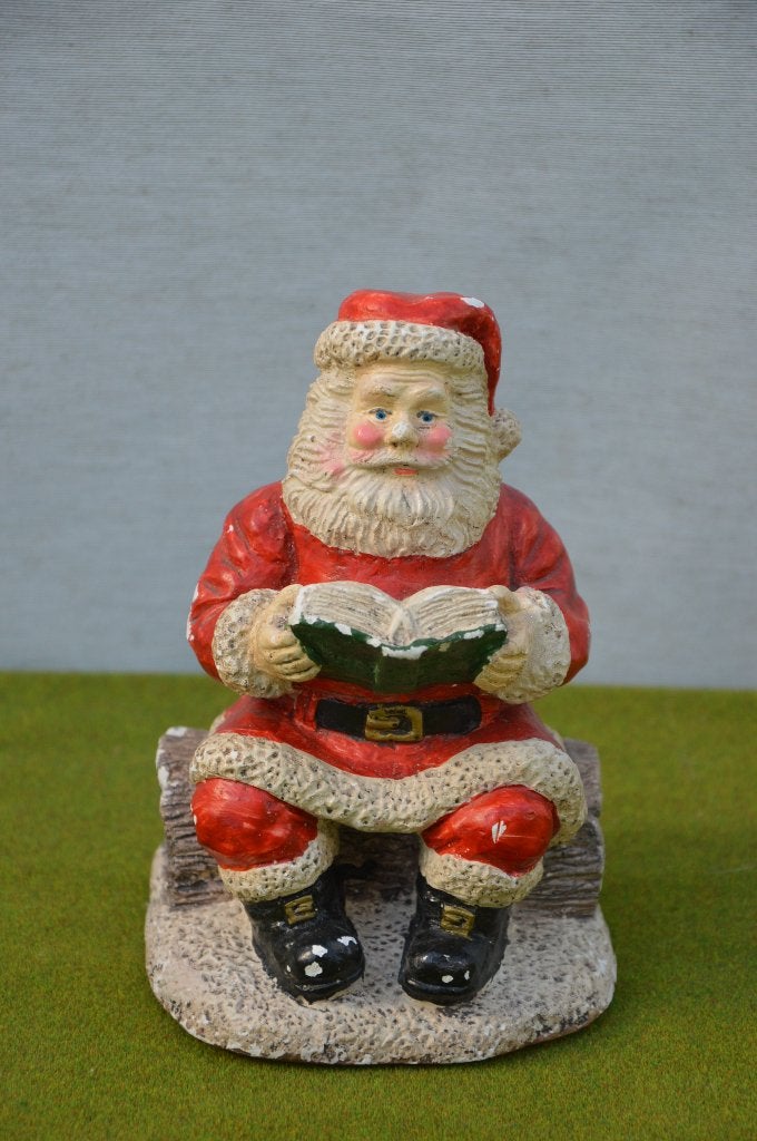 Vintage nostalgische kerstman met boek van gips gemaakt 18cm, Diversen, Kerst, Ophalen of Verzenden, Gebruikt
