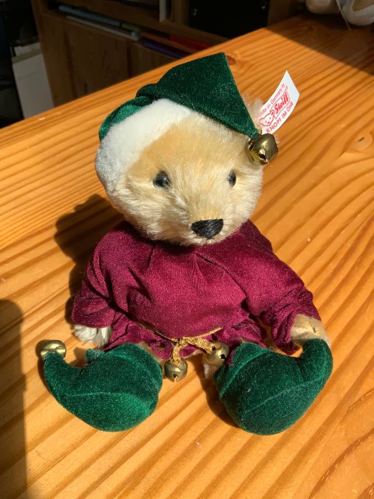 Steiff Santa s elf beertje 20 cm mohair limited  3000 stuks, Ophalen of Verzenden, Zo goed als nieuw, Stoffen beer, Steiff
