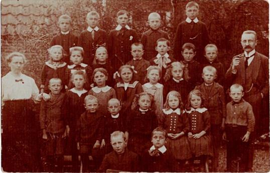 Giessen-Oudekerk O.L.S.foto 1  E. Jacobs R. dam, Verzamelen, Verzenden, Voor 1920, Ongelopen, Zuid-Holland