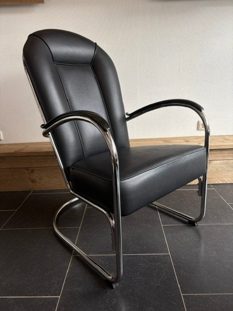 Twee Gispen AA fauteuils, chroom, zwart leder, 100 tot 125 cm, Design, Zo goed als nieuw, Leer