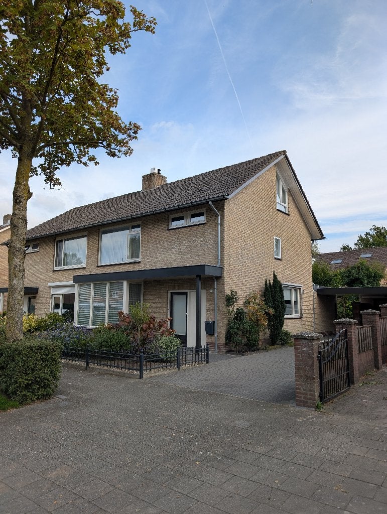 woning te koop, 200 tot 500 m², Twee onder één kap, Verkoop zonder makelaar, 155 m²