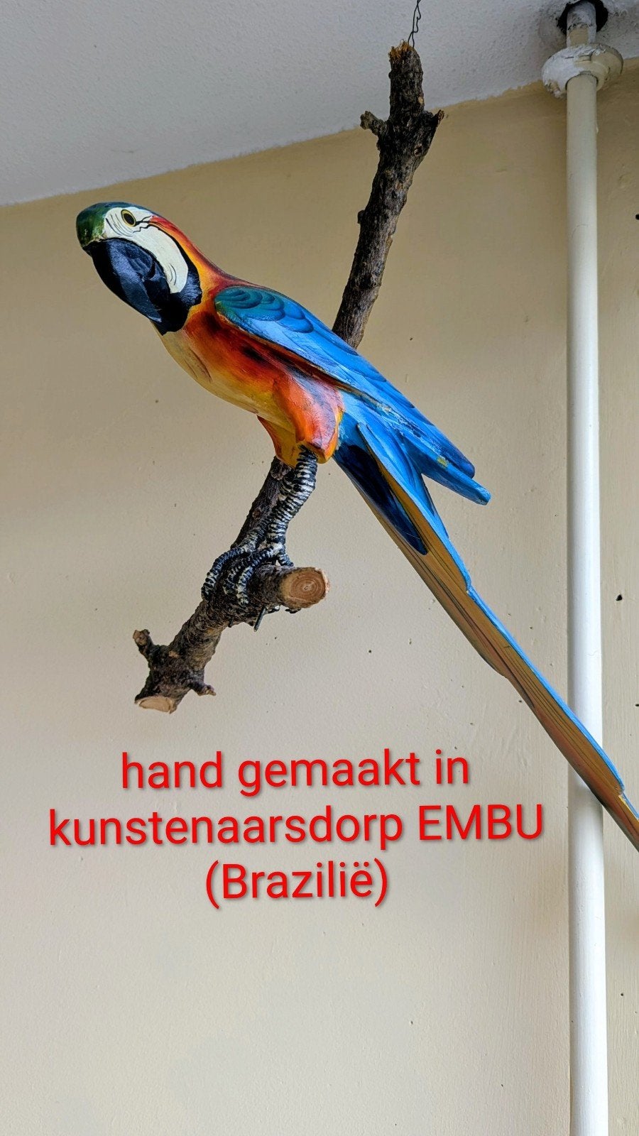 *ARARA* PAPEGAAI, hout gesneden in EMBU   Brazilië, Antiek en Kunst, Kunst | Beelden en Houtsnijwerken, Houtsnijwerk, Handgemaakt