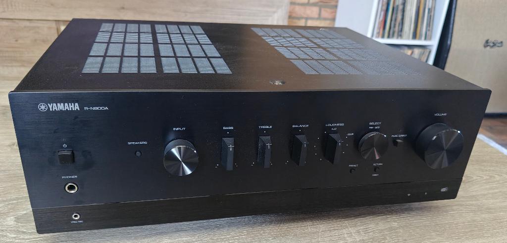 Yamaha R-N800A geïntegreerde versterker, Yamaha, Ophalen of Verzenden, Zo goed als nieuw, 120 watt of meer