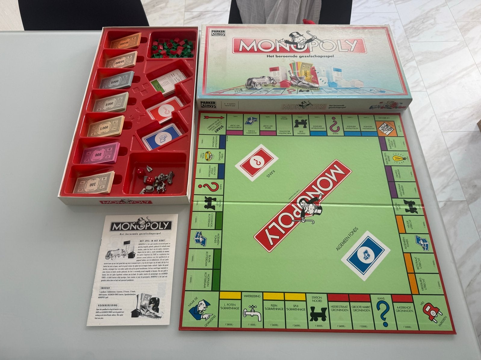 Monopoly Bordspel - Het Beroemde Gezelschapsspel, Hobby en Vrije tijd, Drie of vier spelers, Ophalen of Verzenden, Gebruikt