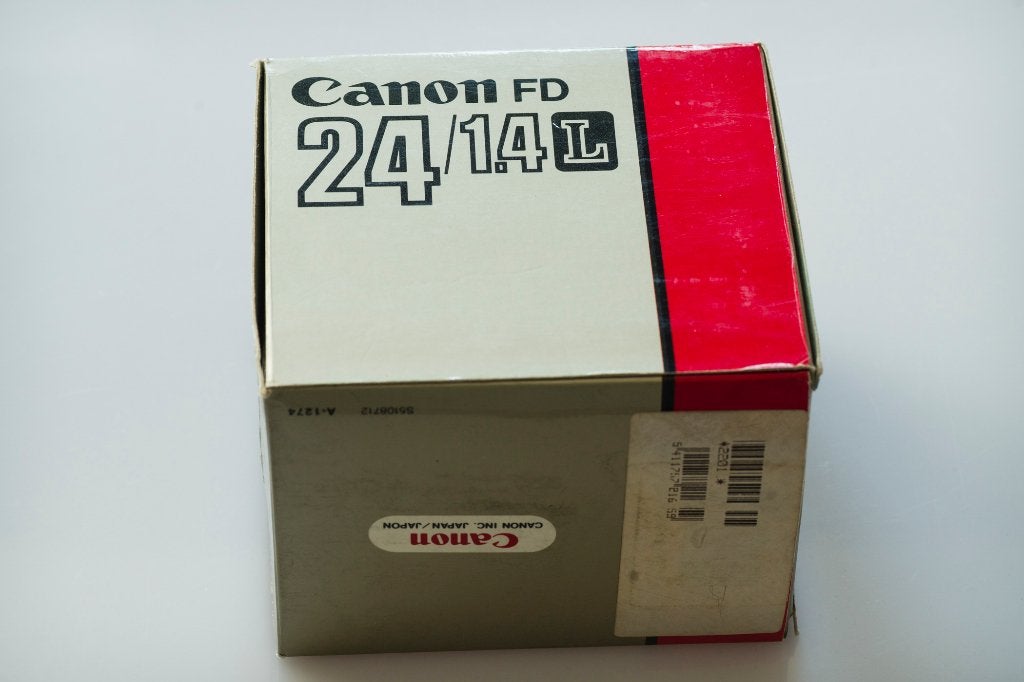 Canon FD 24mm f/1.4 L Groothoeklens, Canon, Canon FD, Zo goed als nieuw, 24 mm
