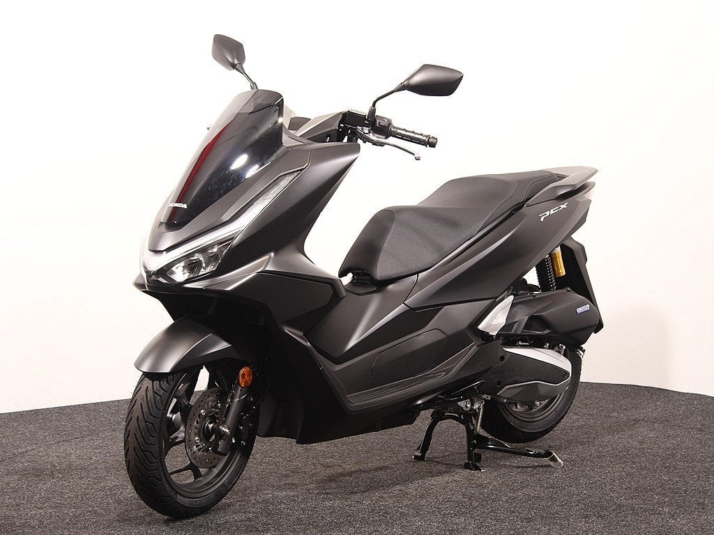 Honda PCX 125, Bedrijf, Scooter