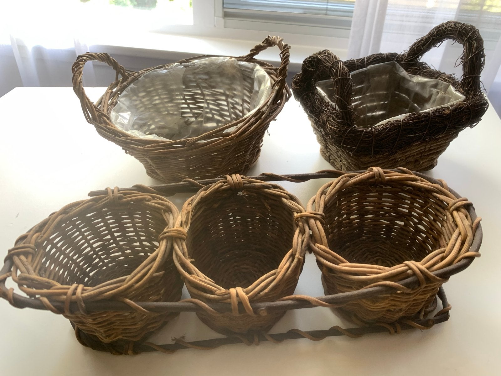 3 rieten plantenbakjes - diverse maten en vormen, 25 tot 40 cm, Overige materialen, Gebruikt, Rond