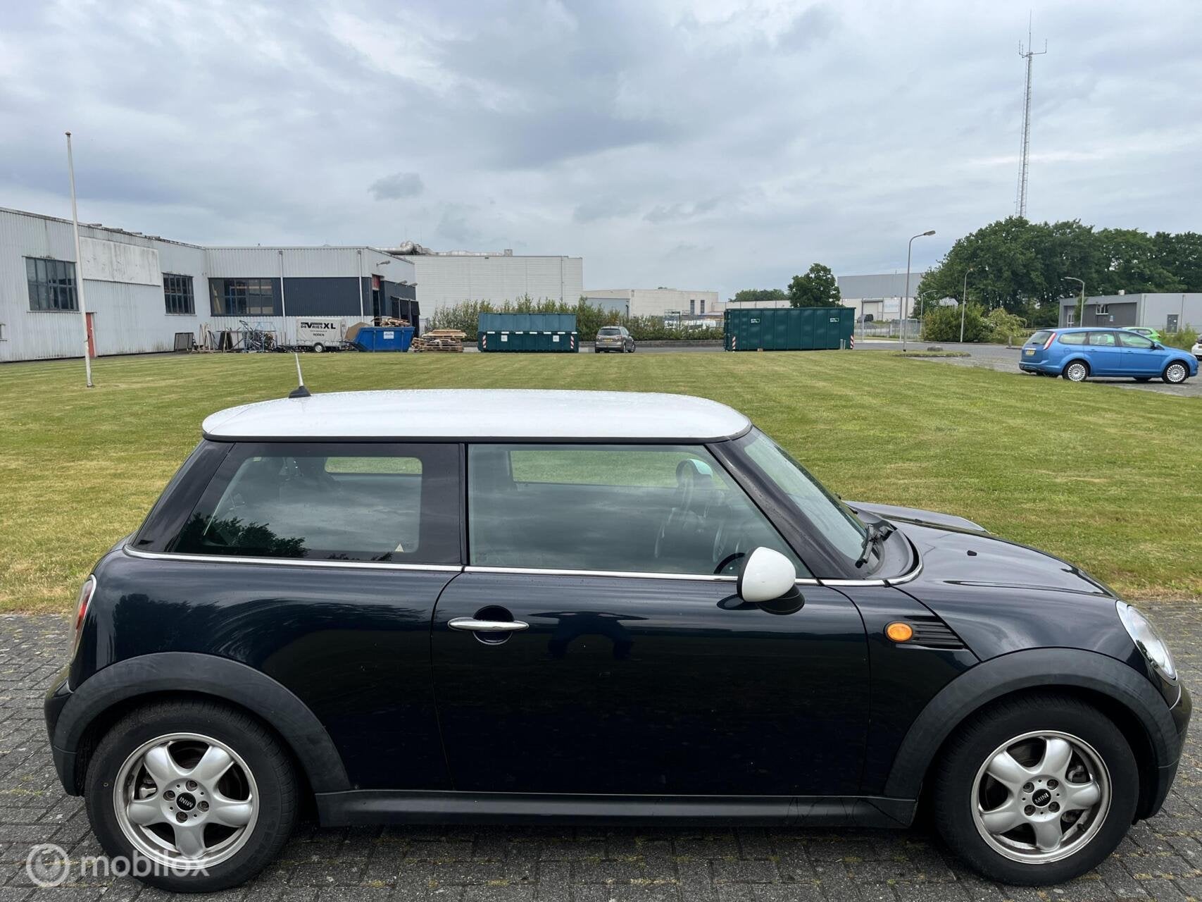 Mini 1.6 Cooper / APK / NAP / Airco / 6-Bak / Goed onderhoud, Auto's, Voorwielaandrijving, Stof, Gebruikt, 4 cilinders