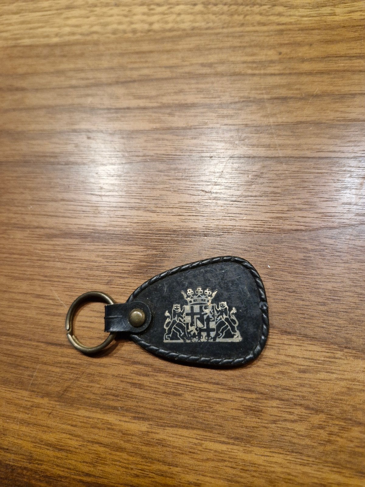 231 Vintage Leren Sleutelhanger met Wapen van Utrecht, Ophalen of Verzenden, Gebruikt, Overige typen