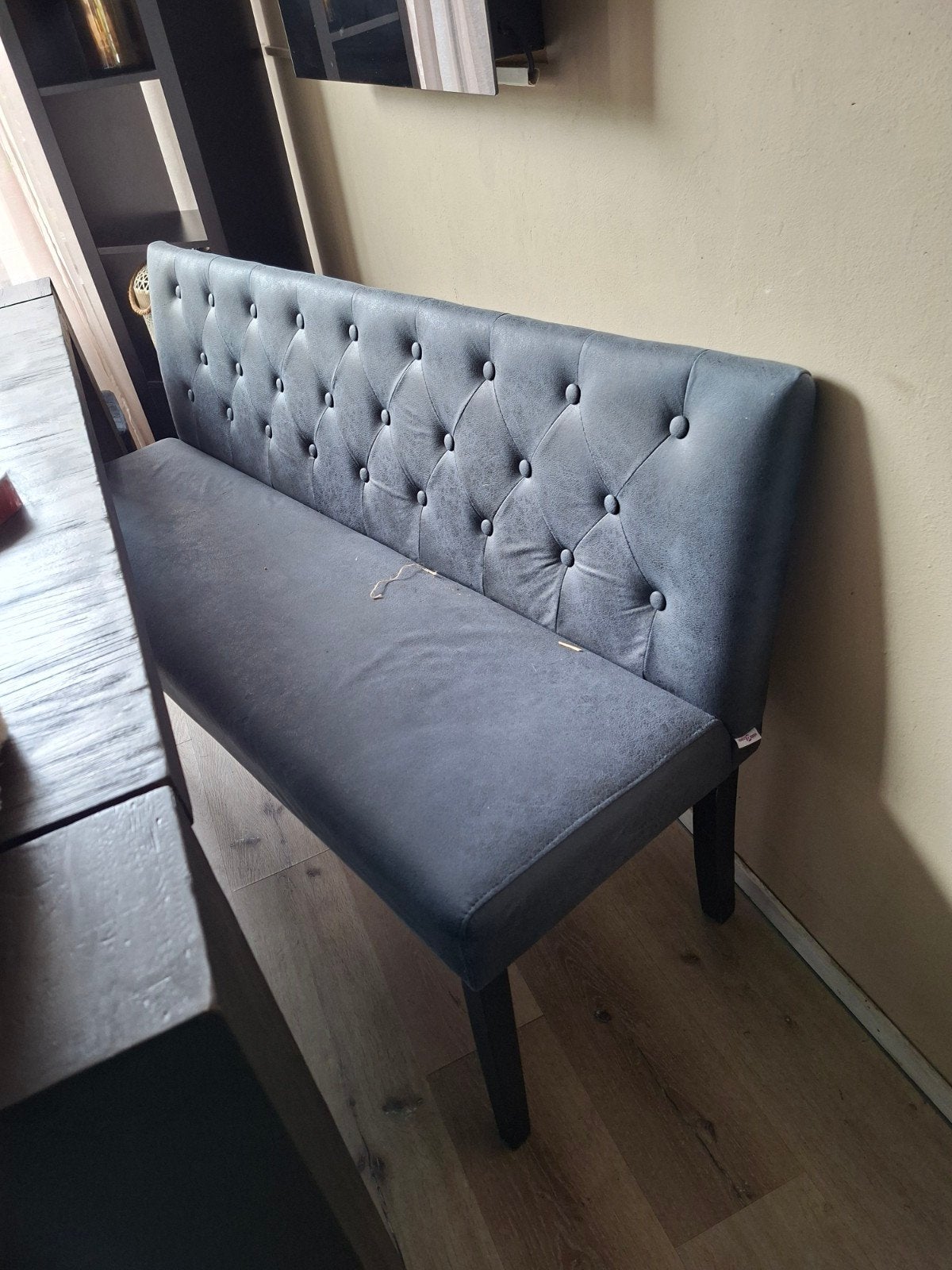 Stijlvolle eetbank met gecapitonneerde rugleuning, Gebruikt, 125 cm of meer, 125 cm of meer, Ophalen of Verzenden