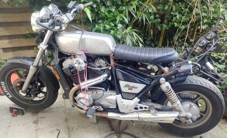 Tekoop Honda Shadow vt1100 Afbouw project of onderdelen, Ophalen