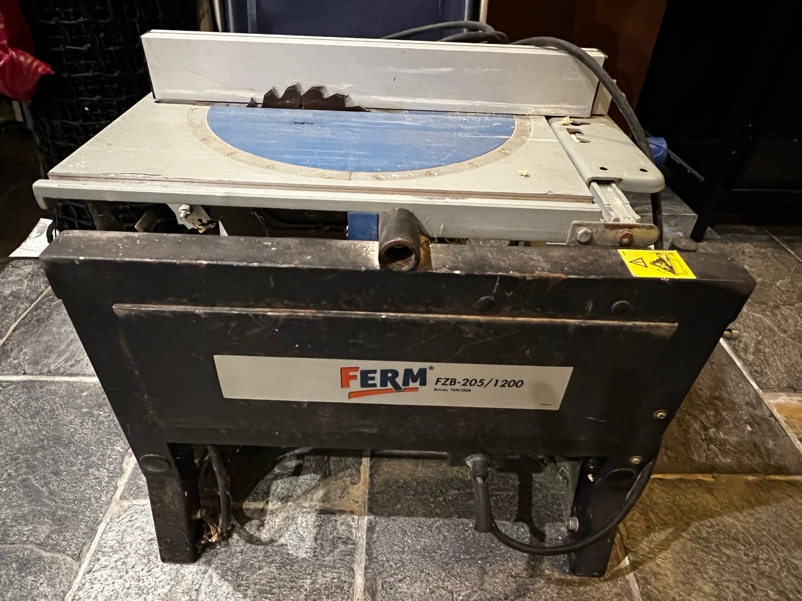 Ferm FZB-205/1200 Tafelzaag - Gebruikt, Gebruikt, Cirkelzaag, 600 tot 1200 watt, Ophalen of Verzenden