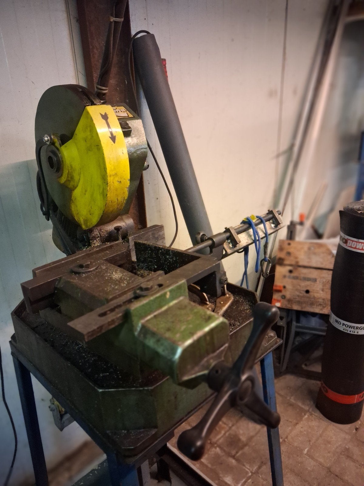 ijzer zaag machine  380 volt, Ophalen of Verzenden, Gebruikt