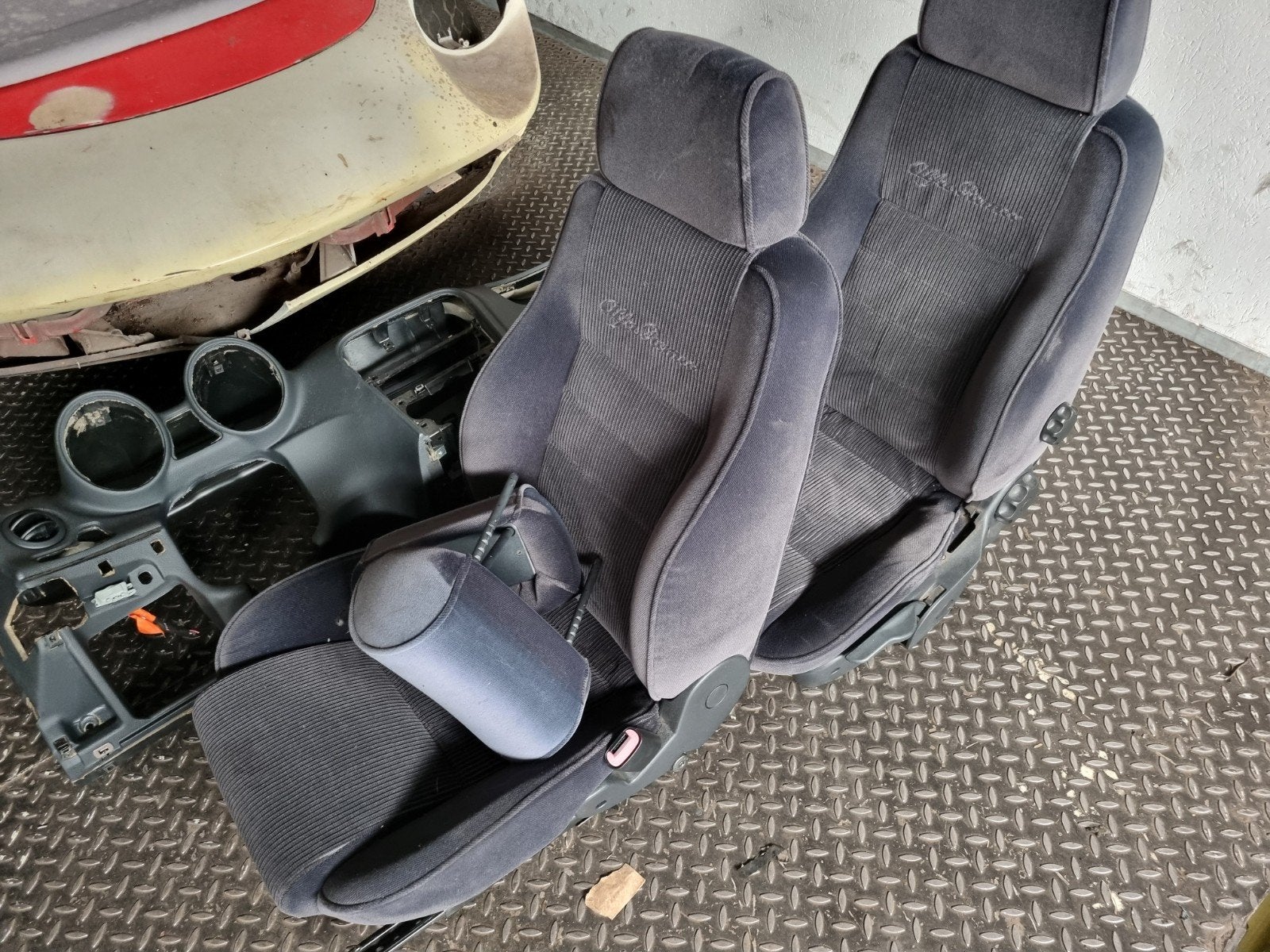 Set stoffen stoelen/bank alfa 156 sedan, Ophalen of Verzenden