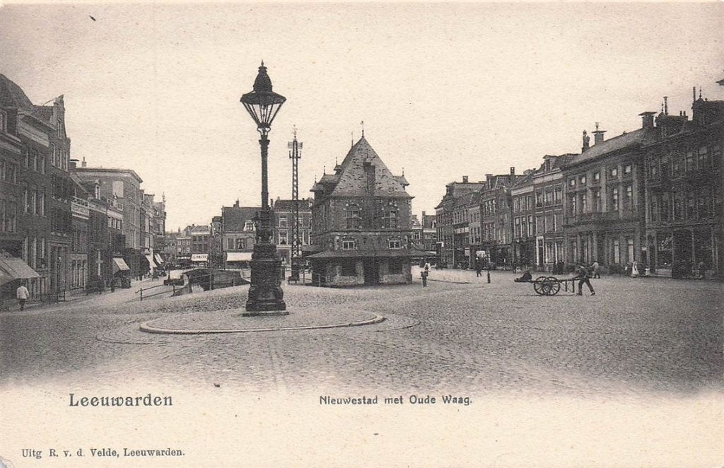 702-192-035 Leeuwarden Nieuwestad Met Oude Waag, Verzenden, Voor 1920, Friesland