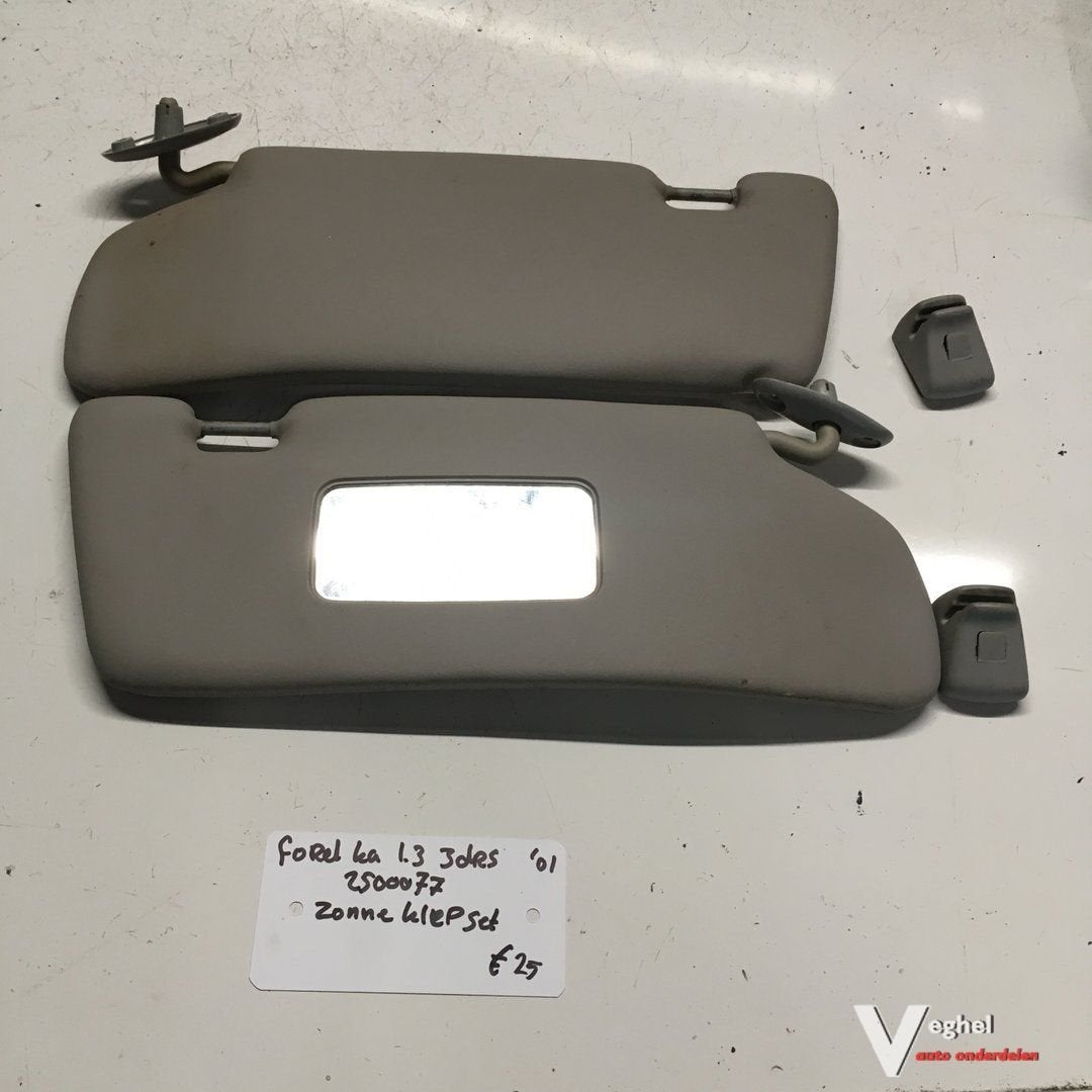 Ford Ka 2001 wagennr 2500077  Zonnekleppen set, Gebruikt, -, -, Ophalen of Verzenden