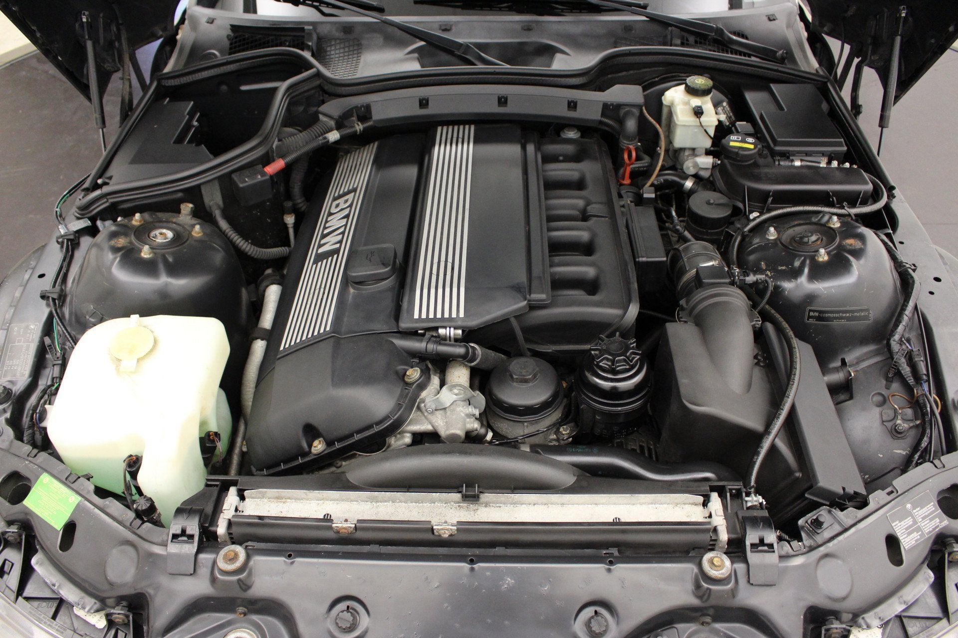 Foto 21 van BMW Z3 2.8 6 Cil.194PK Aut Widebody top conditie EL Kap Leer