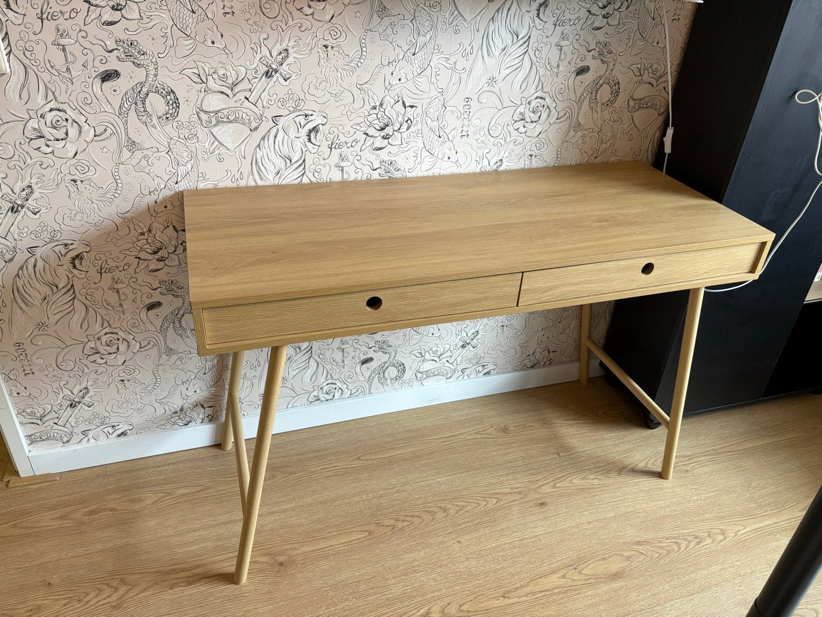 Bureau met twee lades - Licht hout, Ophalen, Gebruikt, Bruin, Hout