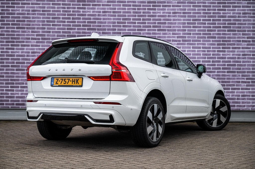 Volvo XC60 2.0 T6 Plug-in hybrid AWD Ultimate Dark | Trekhaa, Automaat, 12 maanden, Gebruikt, Euro 6