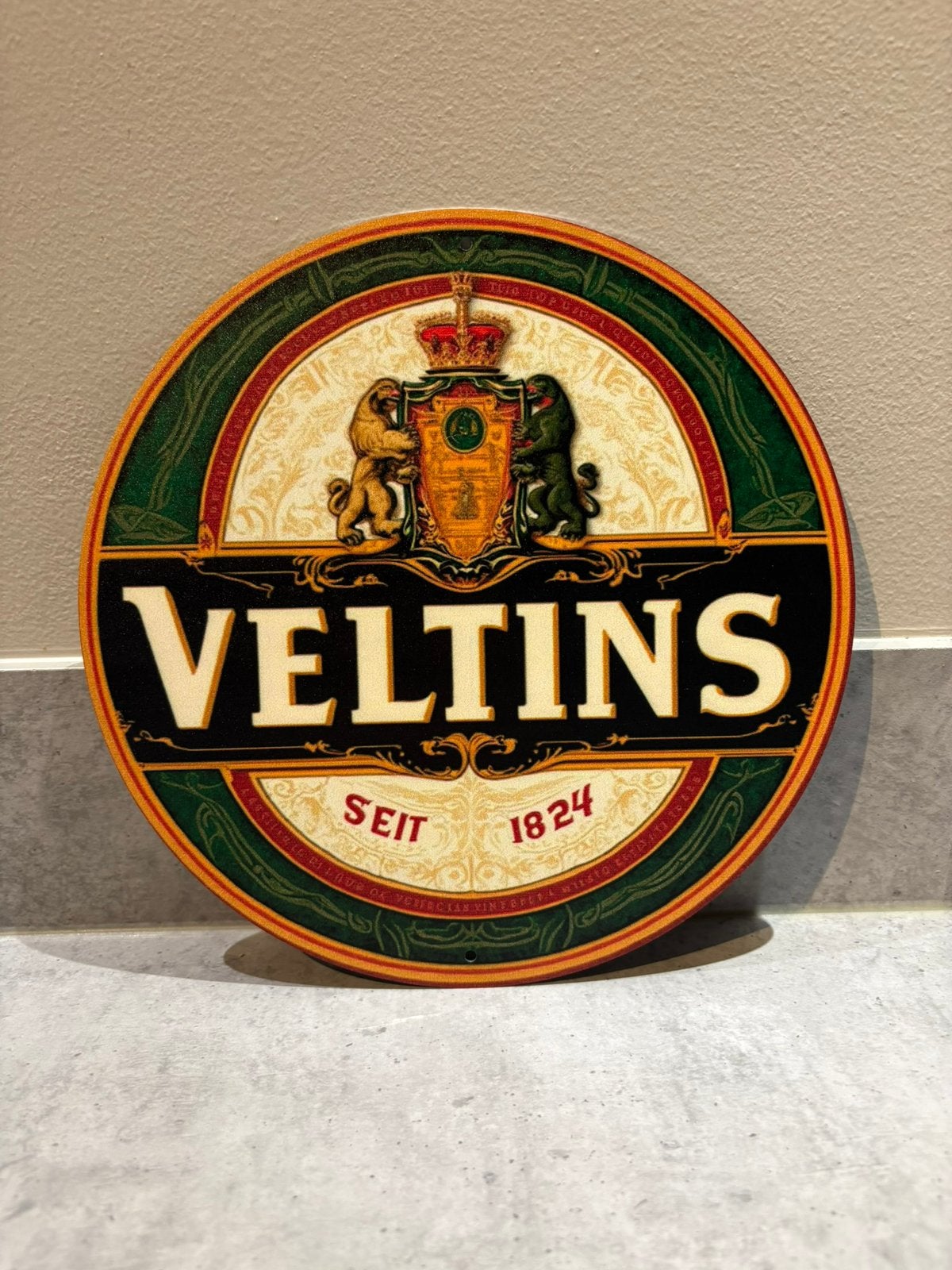 Mancave Bar Café Wanddecoratie metalen bordje Veltins bier, Ophalen of Verzenden, Zo goed als nieuw, Reclamebord, Plaat of Schild