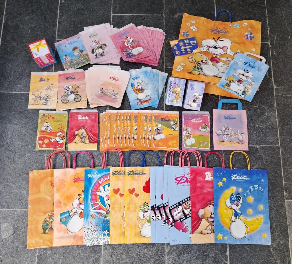 Verzameling Diddl spullen kado zakje tasjes, Ophalen of Verzenden, Diddl, Zo goed als nieuw, Papier, Kaart of Schrift