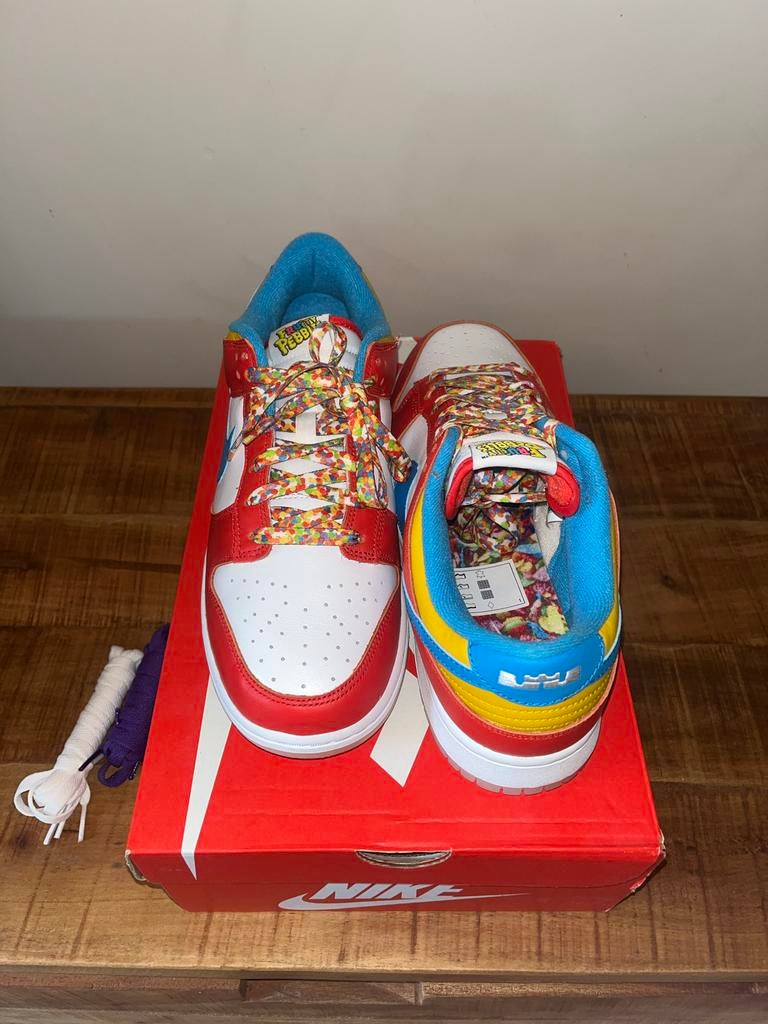 Nike Dunk Low LeBron James fruity pebbles, Ophalen, Overige kleuren, Nieuw, Sneakers of Gympen