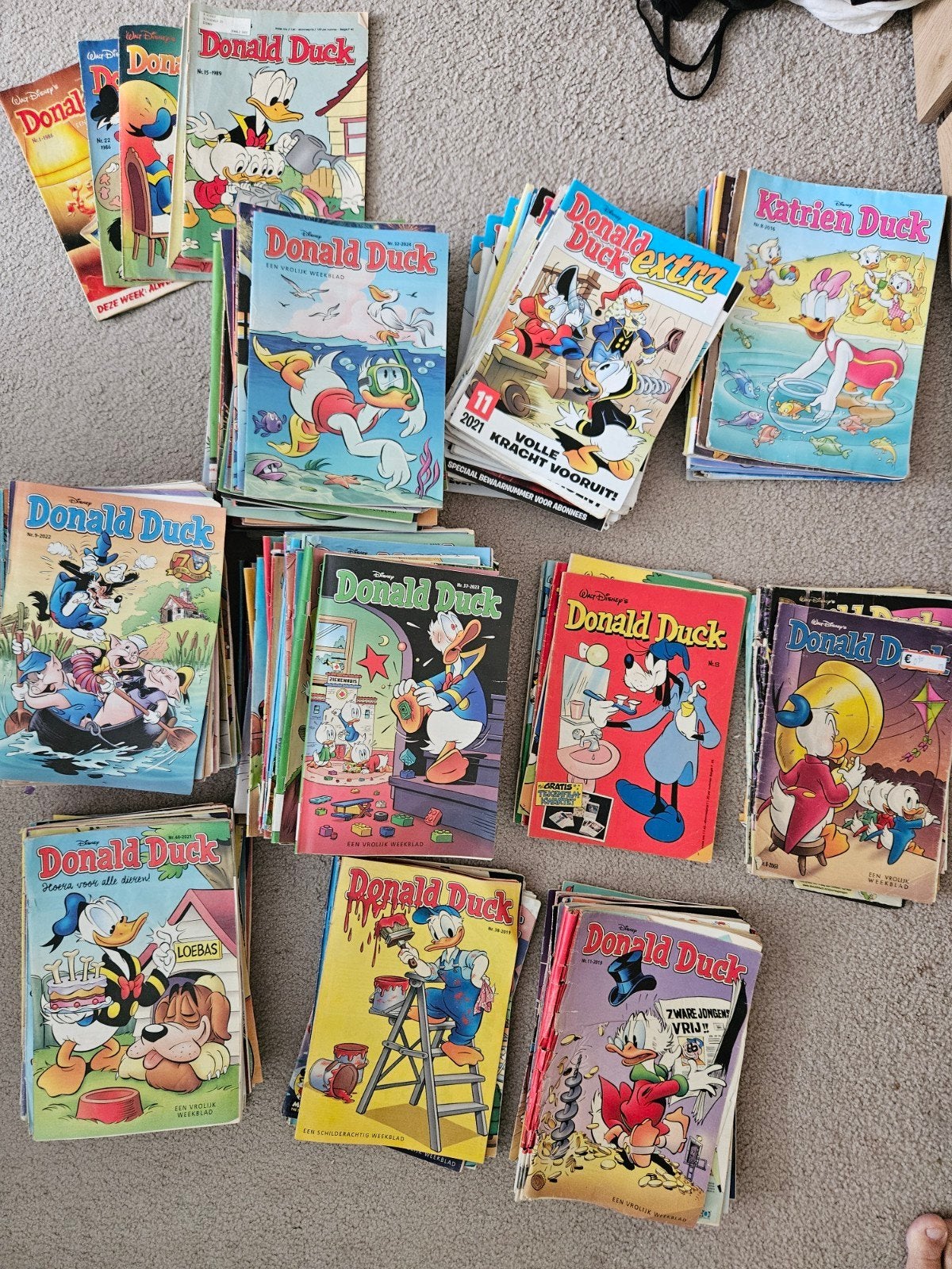 Grote collectie Donald Duck en Katrien Duck stripboeken, Meerdere stripboeken, Ophalen of Verzenden, Gelezen, Walt Disney
