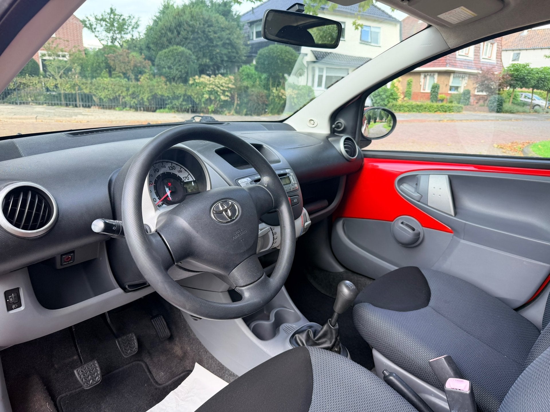 Foto 9 van Toyota Aygo 1.0-12V + | 5 deurs | Airco | Elek.Pakk | Nw.APK