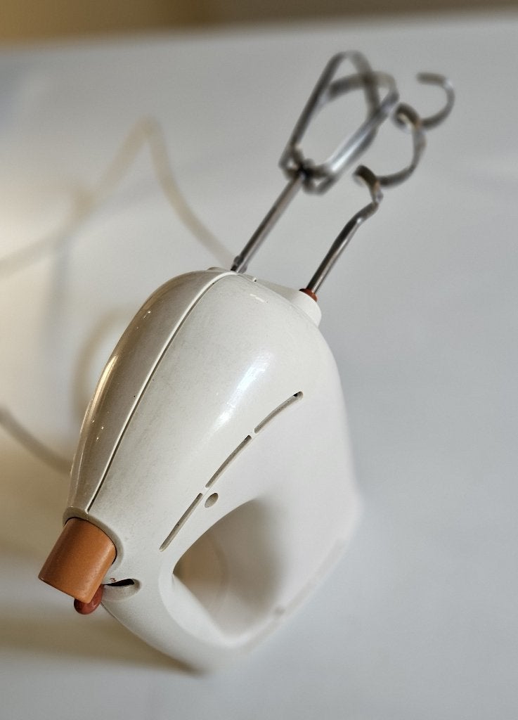 Vintage Philips CreaMix Plus handmixer, Minder dan 1 liter, Ophalen, Zo goed als nieuw, 3 snelheden of meer