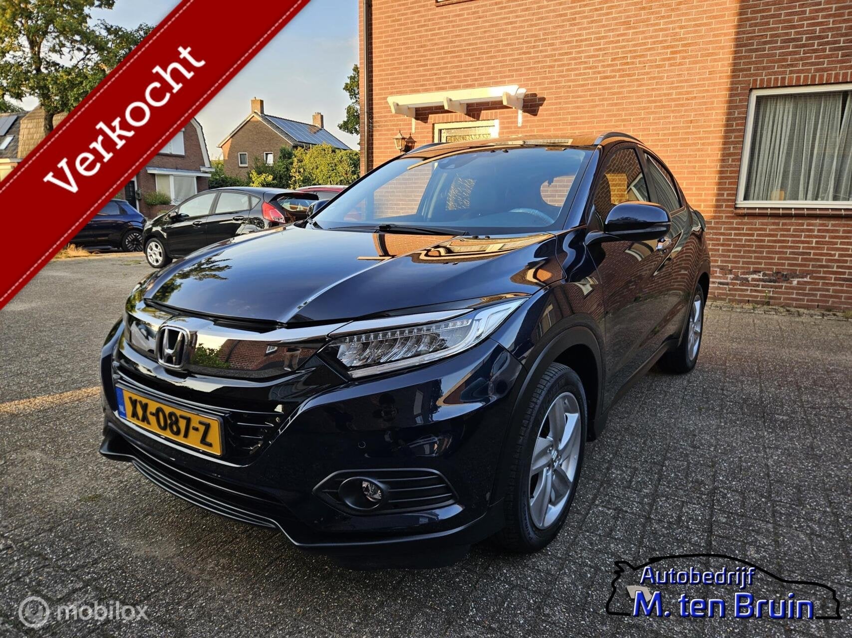 Honda HR-V 1.5 i-VTEC Executive Facelift Midnight Blue, PANO, Auto's, Dealer onderhouden, Blauw, Bedrijf, 650 kg
