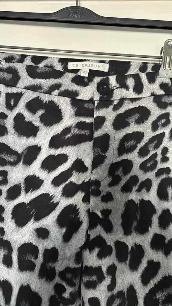 Chic&Jeune  broek nieuw maat 42 stretch, Zwart, Maat 42/44 (L), Nieuw, Ophalen of Verzenden
