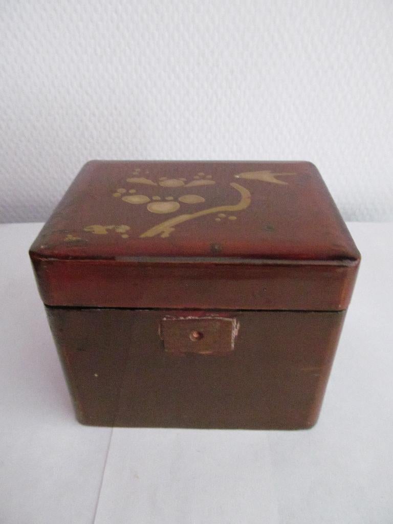 Japans lak tea caddy., Ophalen