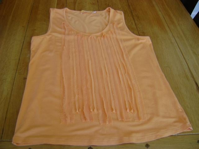 Abricot Biba topje, maat M, Kleding | Dames, Tops, Maat 38/40 (M), Verzenden, Zonder mouw, Gedragen