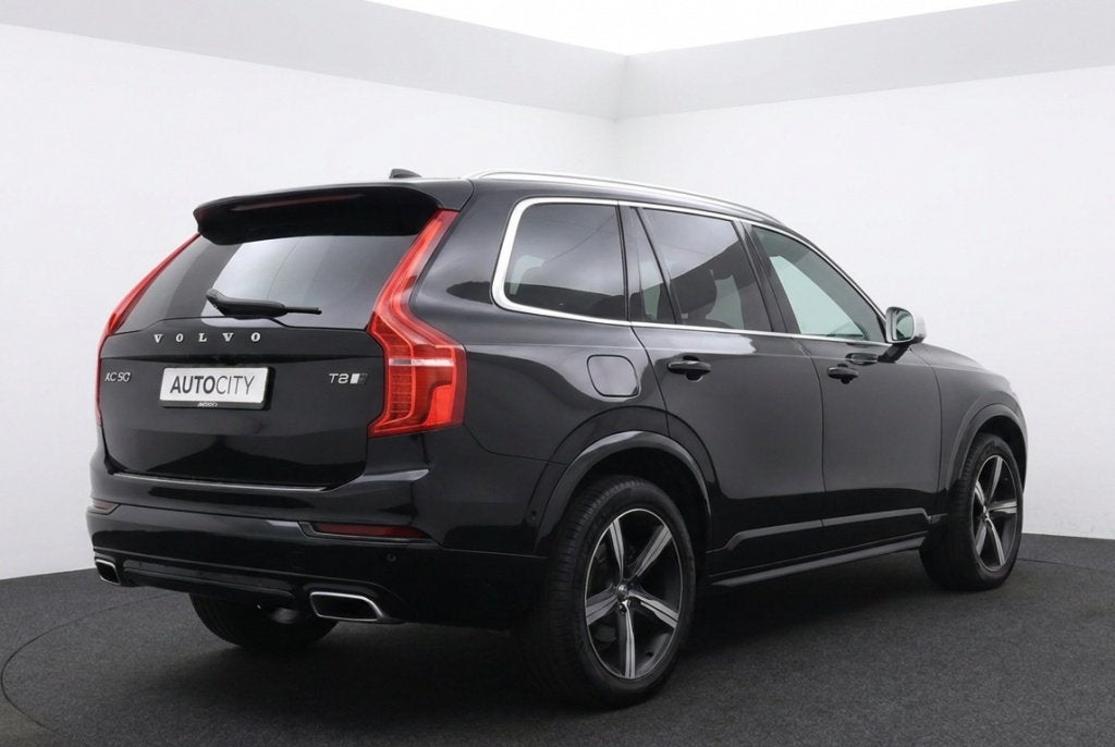 Volvo XC90 2.0 T8 Twin Engine PHEV R-Design AWD 407PK | Pano, Gebruikt, 4 cilinders, 1969 cc, 150 min