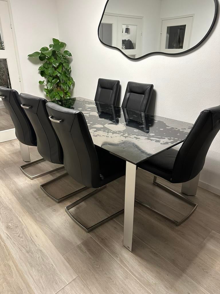 Eettafel met 6 echte leren stoelen Rolf Benz, Ophalen, Zo goed als nieuw